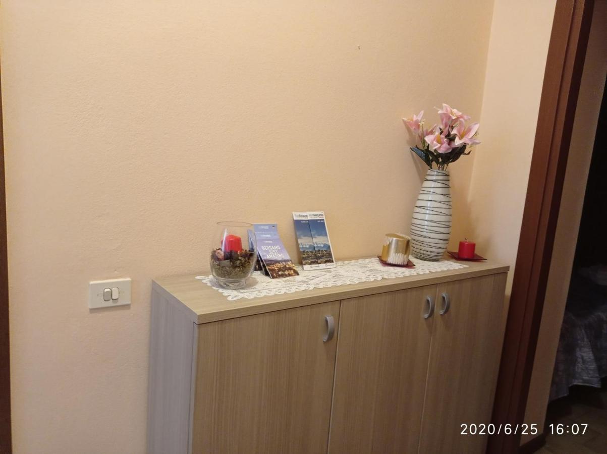 La Casa Di Terry Villa Bergamo Bagian luar foto